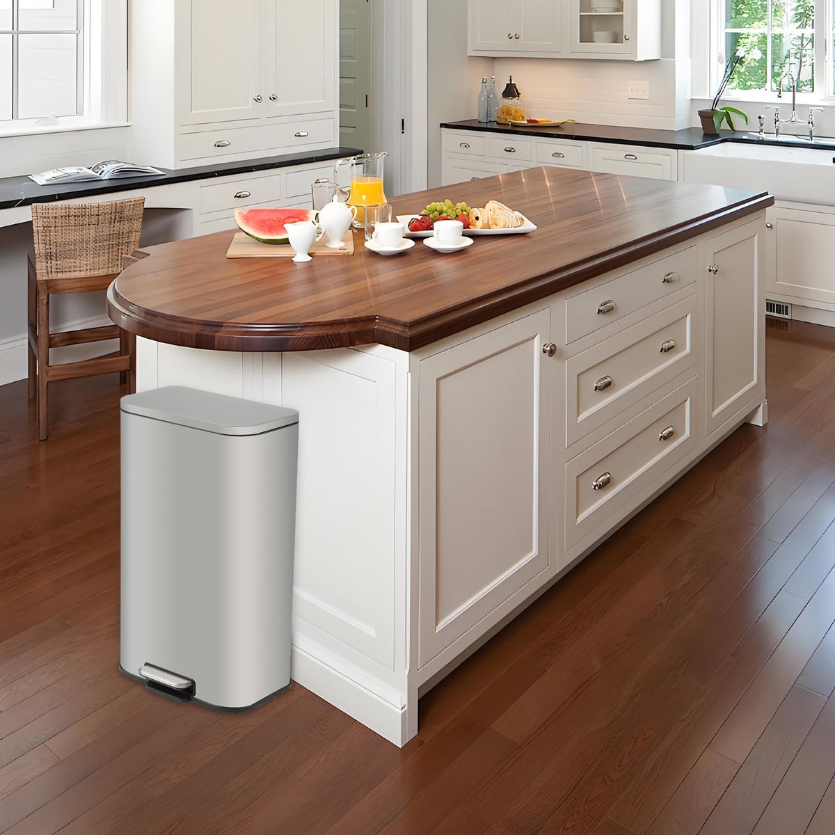 5.2 Gallon Brushed Stainless Steel Trash Can with Soft-Close Lid C9081