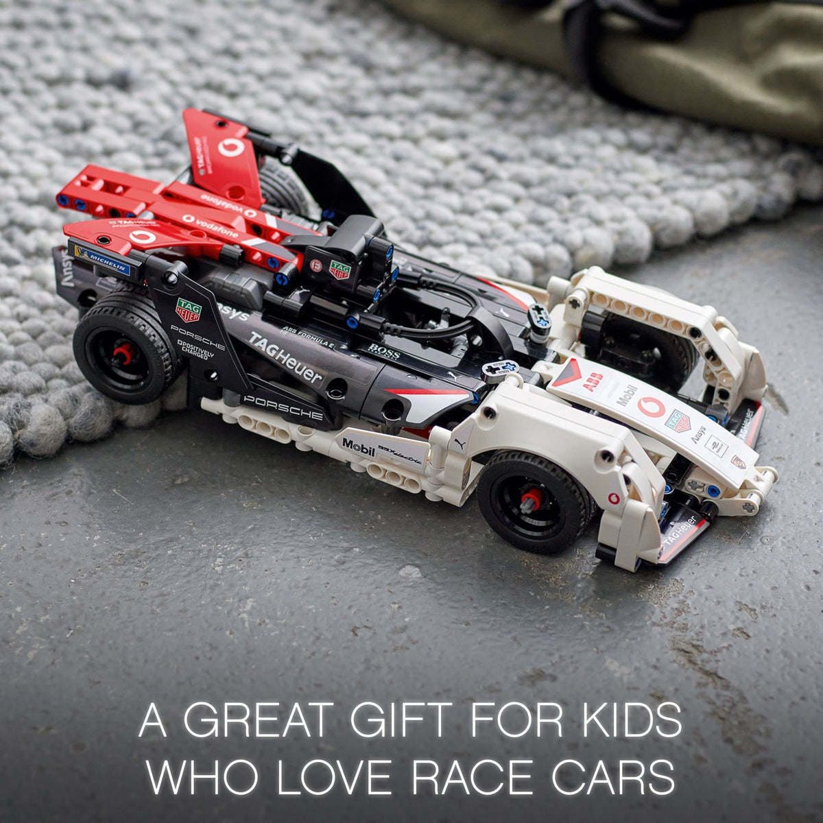 Pull-Back Race Car Model Building Set X93812